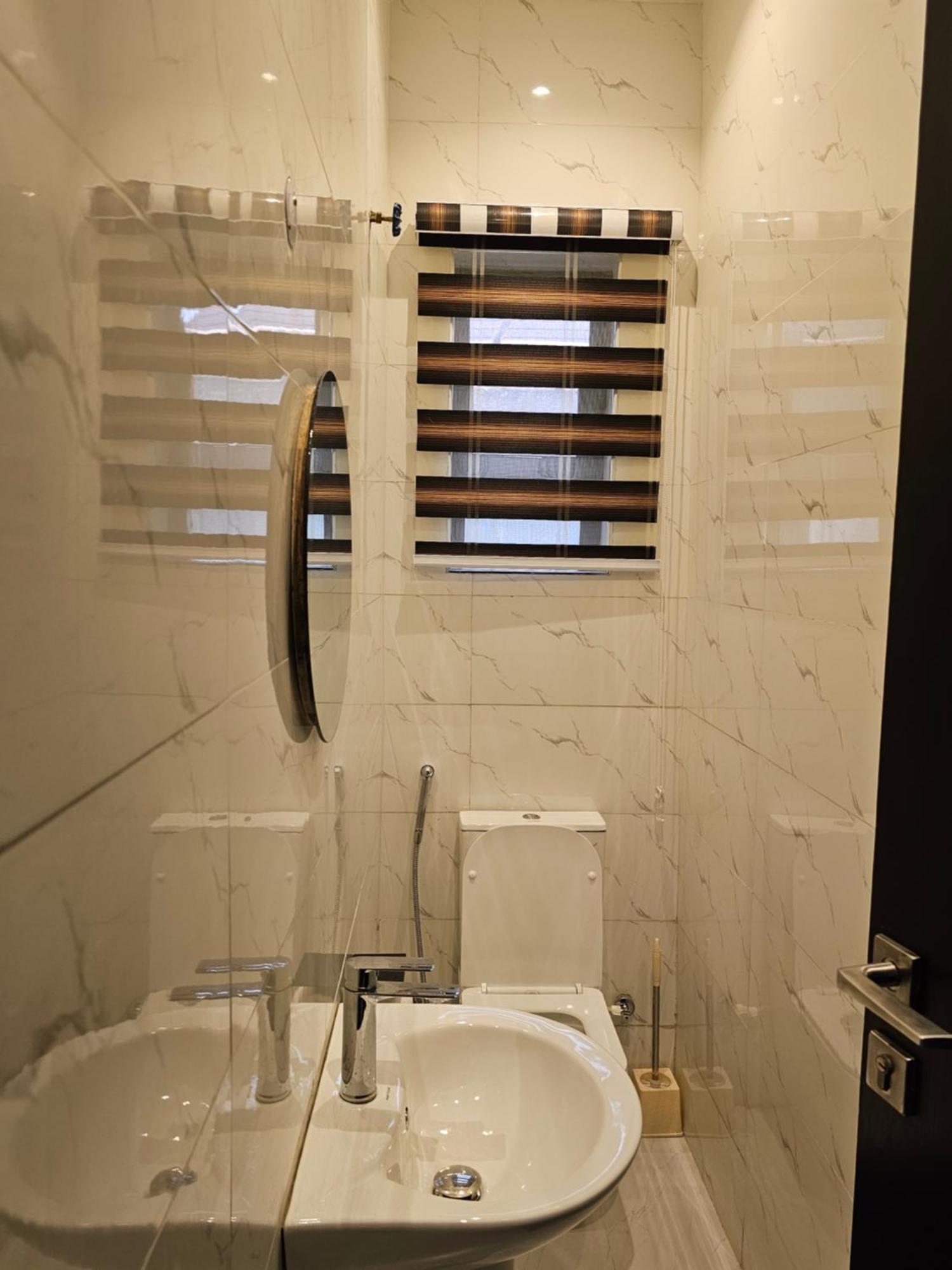 Sapphire Residences By Crystal Magodo Ikeja Esterno foto